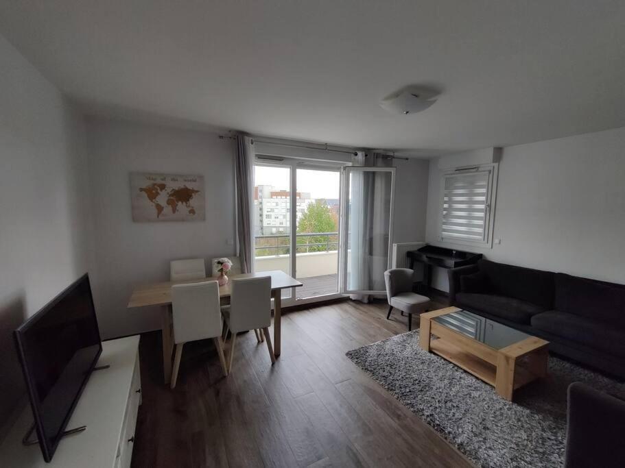 App 5 Pers, Parking, 3Mn Rer A, 40 Mn Du Centre De Paris, Cergy Le Haut公寓 外观 照片