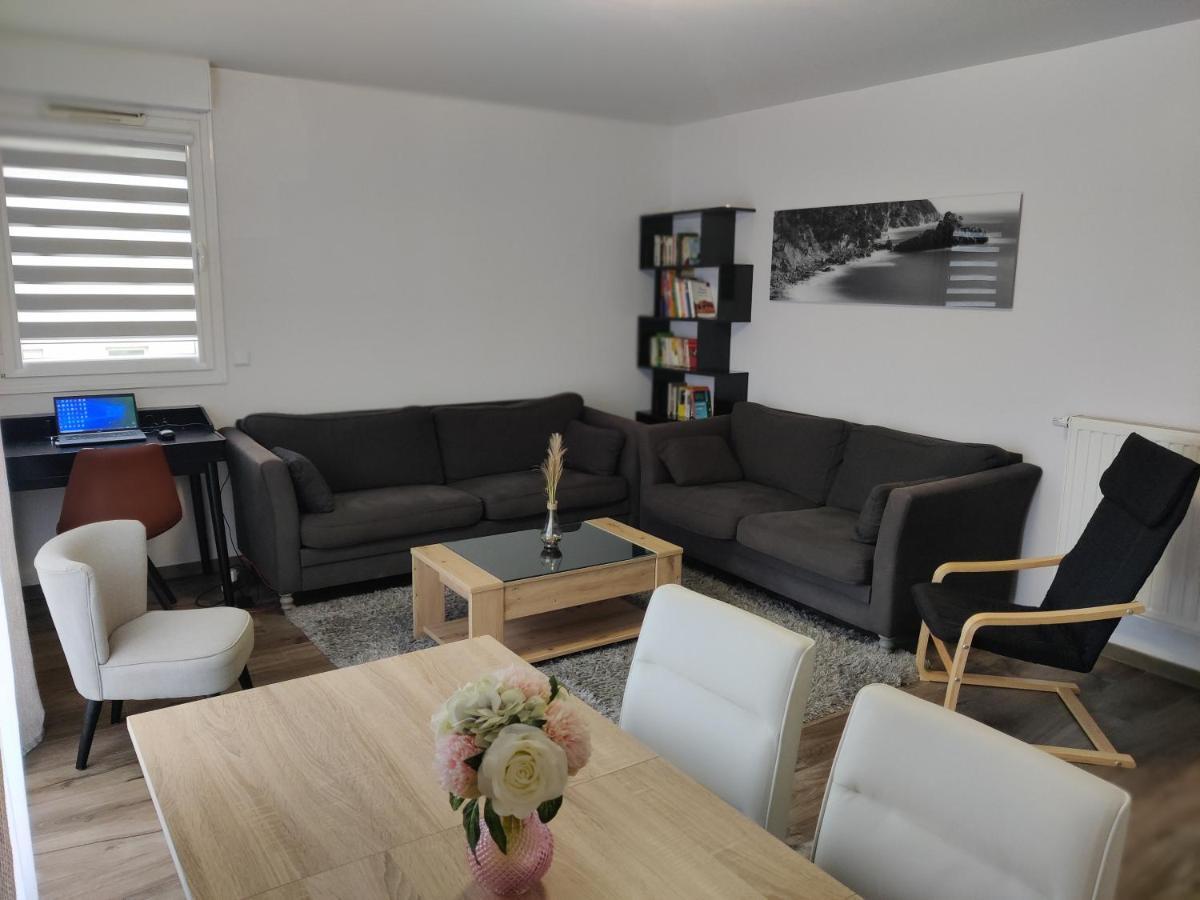 App 5 Pers, Parking, 3Mn Rer A, 40 Mn Du Centre De Paris, Cergy Le Haut公寓 外观 照片